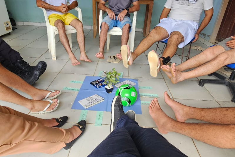 Núcleo de Colniza realiza Círculo de Construção de Paz com reeducandos 