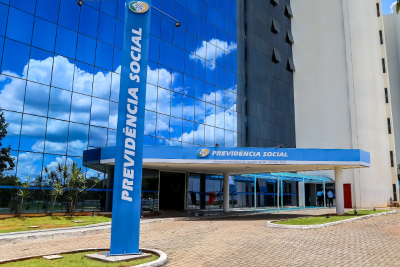 Vítimas de fraude no INSS podem procurar atendimento da DPU