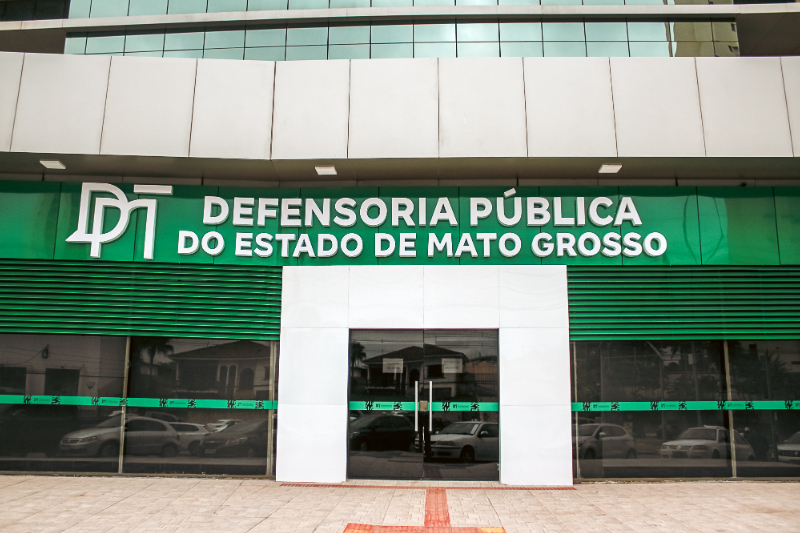 DPEMT dá posse a 11 novos defensores públicos aprovados em concurso