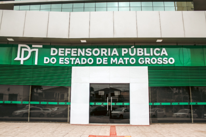 Defensoria consegue libertar homem preso por engano há 2 meses no lugar do verdadeiro suspeito